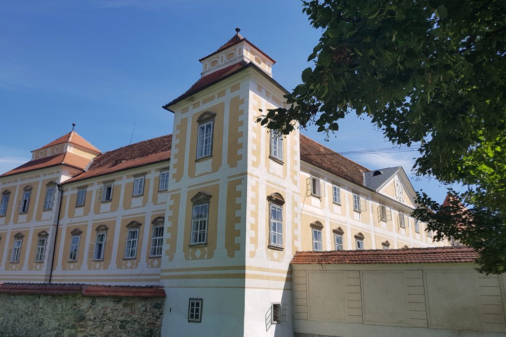 Außenansicht Schloss Slovenska Bistrica